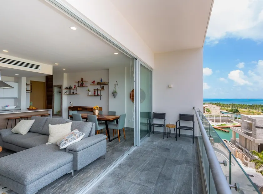 Ocean view condo - Beach, pool & jacuzzi! - Image 1