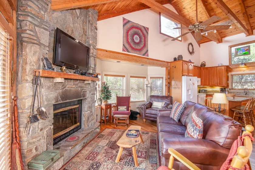 4BR Kabine, Ansichten des Großvaters Mtn, Whirlpool, Billardtisch, Leder, Granit, zentral zu Sehenswürdigkeiten - Image 1