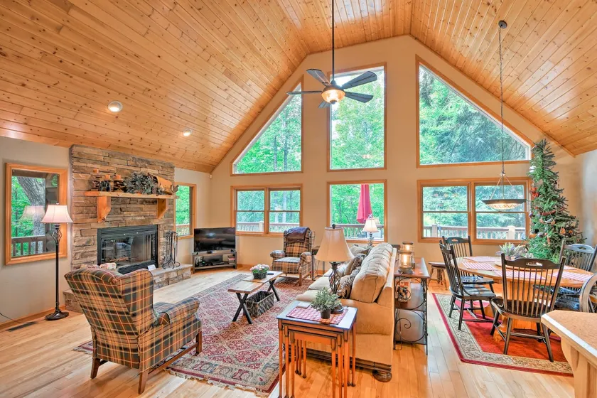 Andrews Cabin w/ Game Room & Covered Porch! - Image 1