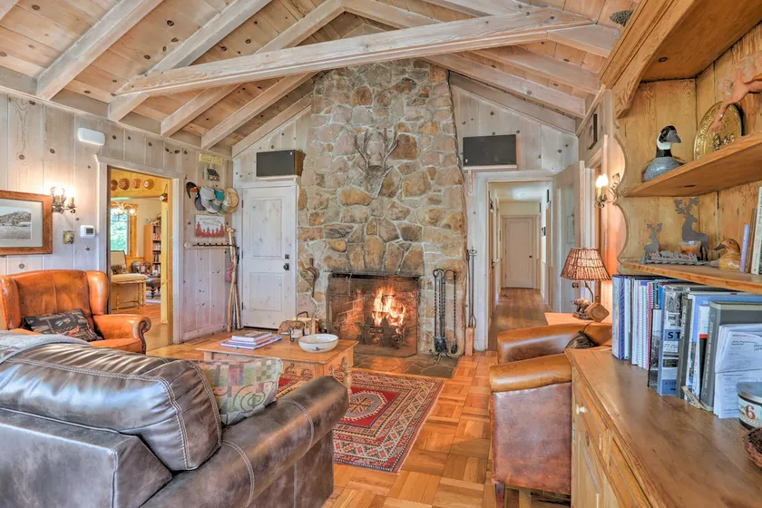 ¡NUEVO! Inicio Hillside w / jacuzzi y acceso Lake Tahoe! - Image 1