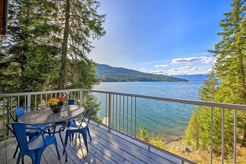 NY! Lake Pend Oreille Home w / Dock & Paddle Board - Image 1