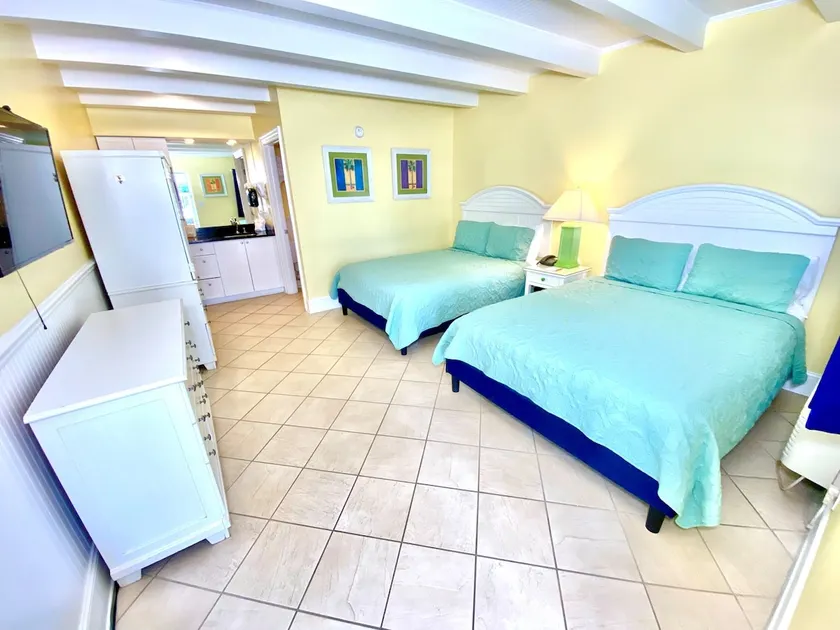 Pet-friendly, 3 Blocks to Beach, Pool, #201 - Image 1
