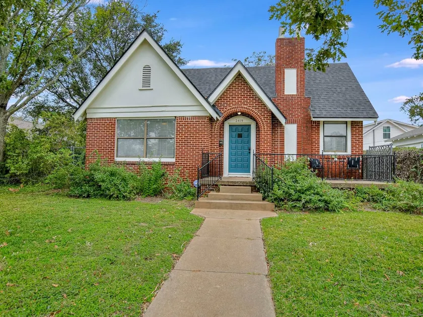 Classy 1927 Uptown Tudor 4 minutter til Magnolia - Image 1