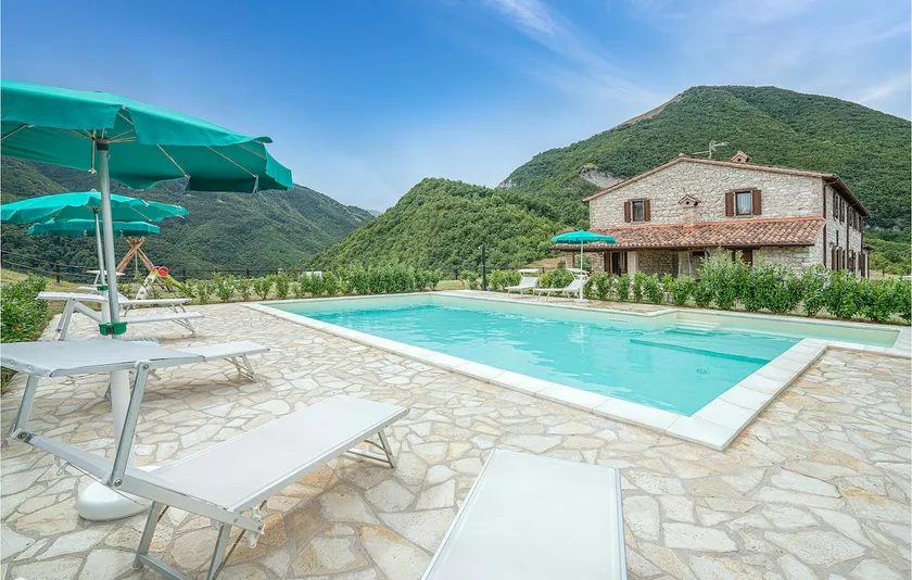 Belle maison à Apecchio (PU) - Image 1