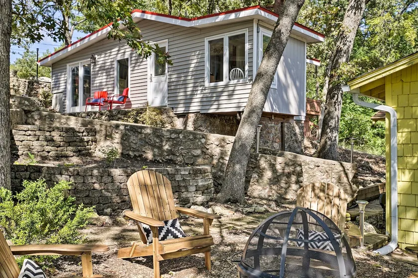 NEU! Sunrise Beach Lakeside Home mit Bootsanlegestelle + Grill - Image 1