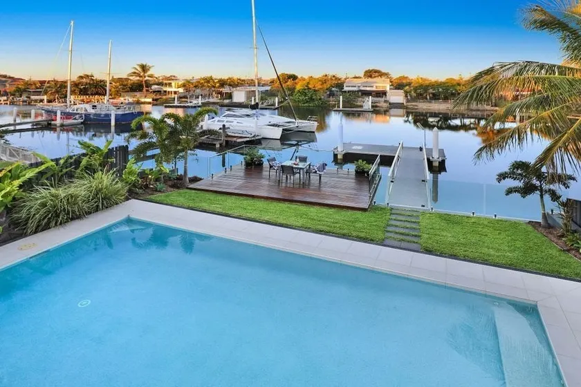 Adelong Waterfront Home Mooloolaba - Image 1