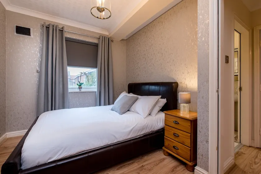 Cattle Market View Apartment - Image 1