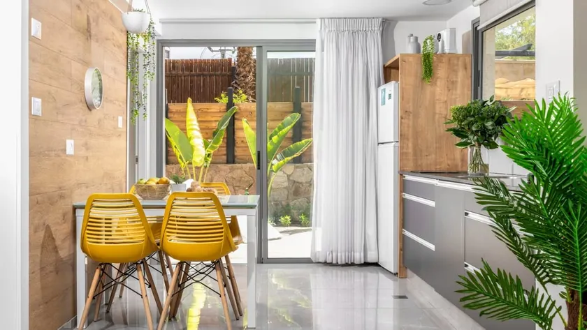 Rif - a charming 2-room family apartment with a yard - Image 1