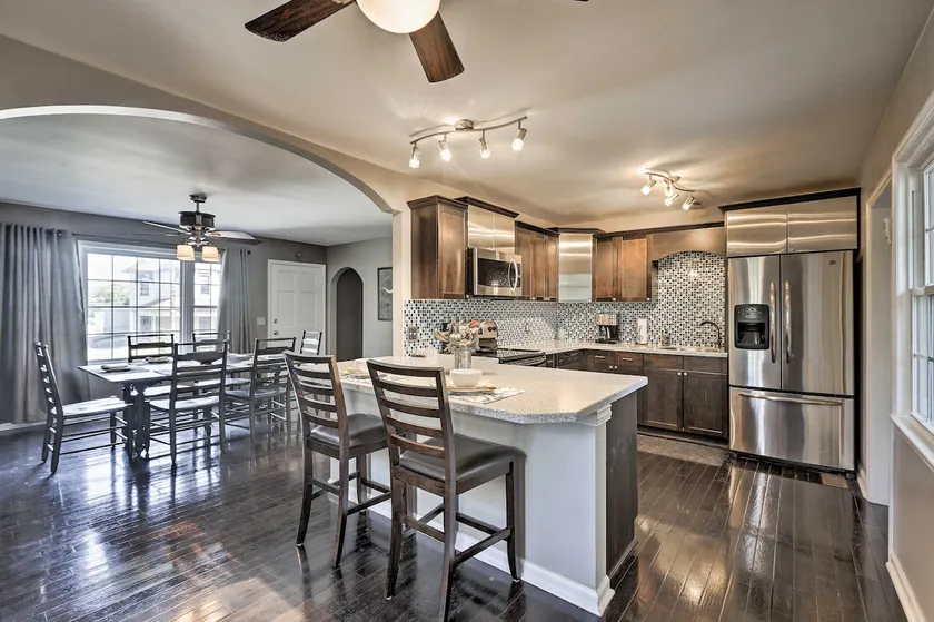 Walk to Music Row: Nashville Home in Edgehill! - Image 1