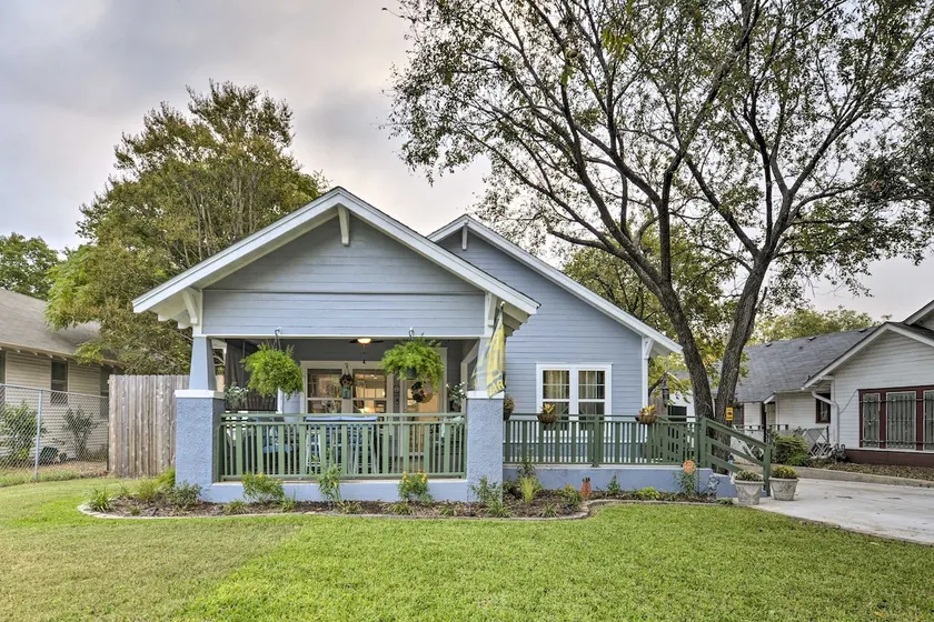 'Bearadise Bungalow' ~ 2 Mi to Magnolia Market! - Image 1