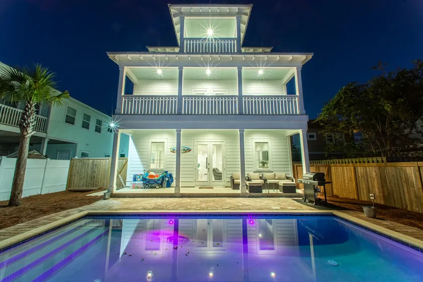 ☀Luxury 7BR Fins Up☀Book 4 Thanksgiving! 225 tyk til Beach-PRIV Pool-4 cykler - Image 1