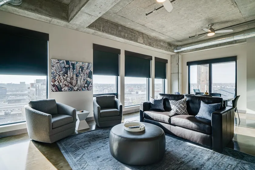 MINNeSTAY* Sable 606 - One Bedroom | North Loop | Target Center - Image 1