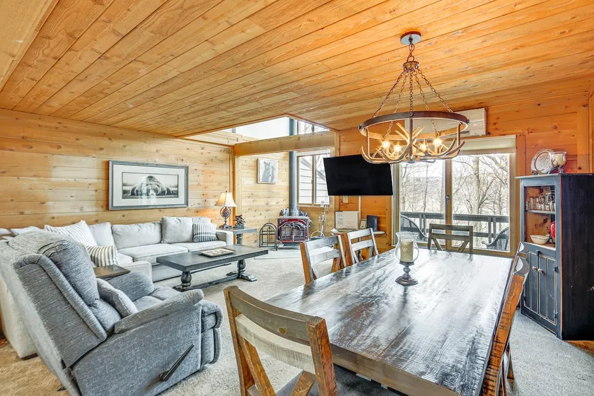 NY! Resort Townhome - 2 mi till Seven Springs Mtn! - Image 1