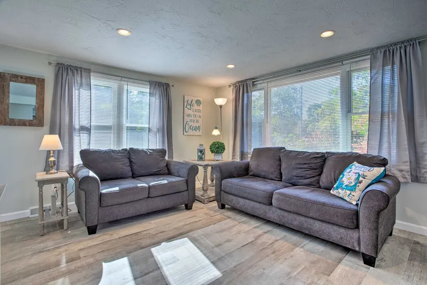 Updated Plymouth Home < 2 Miles to Waterfront! - Image 1