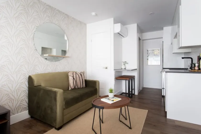 Wonderful Studio in Little Italy with full bath by Den Stays - Image 1