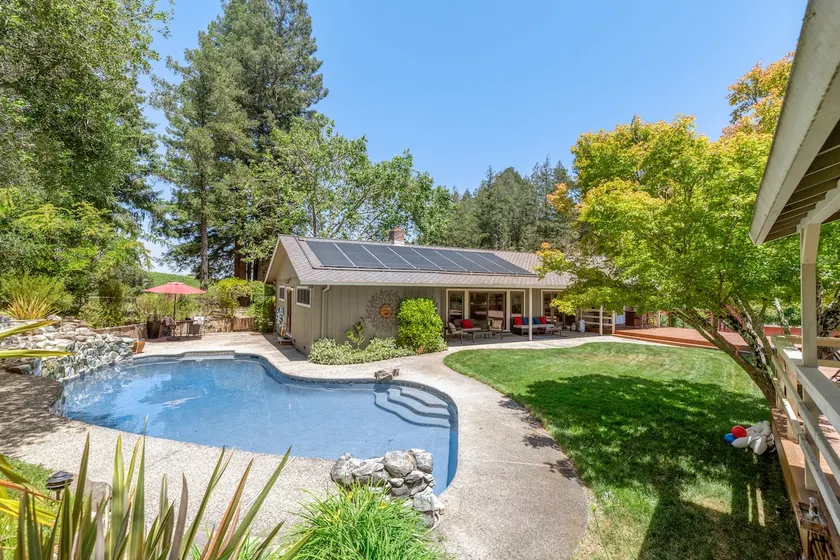 Fallen Tree Ranch ~ Family Haven! 3 hektar i vinland med swimmingpool - Image 1