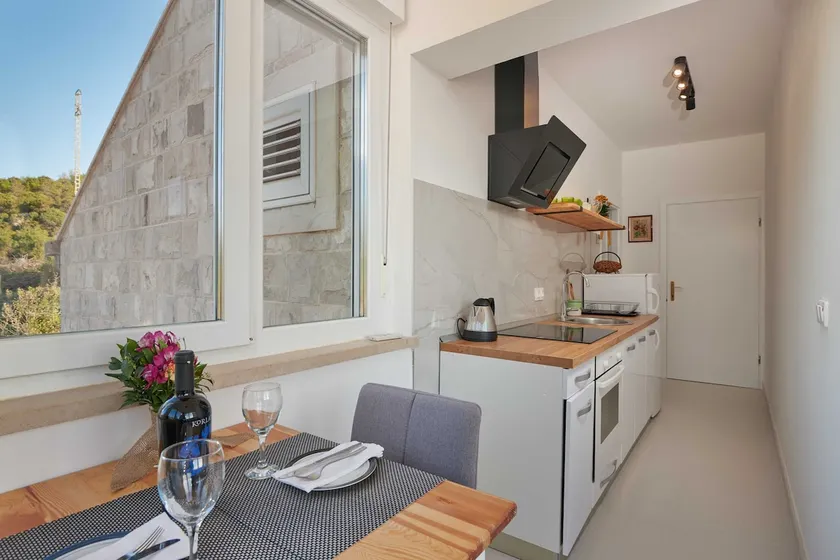 Apartamentos Micika - Estudio con logia y vistas al mar (A3) - Image 1