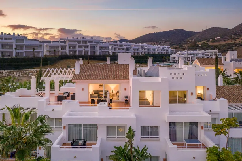 AL-321 ESTEPONA - PENTHOUSE - ALCAZABA LAGOON - Image 1