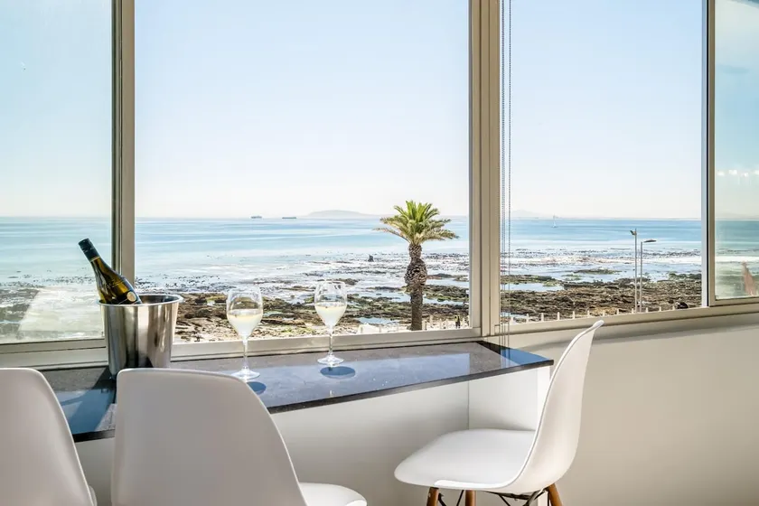 Beautiful Apartment Walking Distance to the Ocean Atlantic Views - Image 1