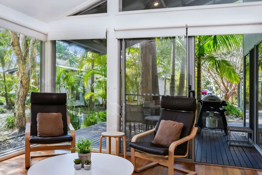 Mobys Beach house 11 - Image 1