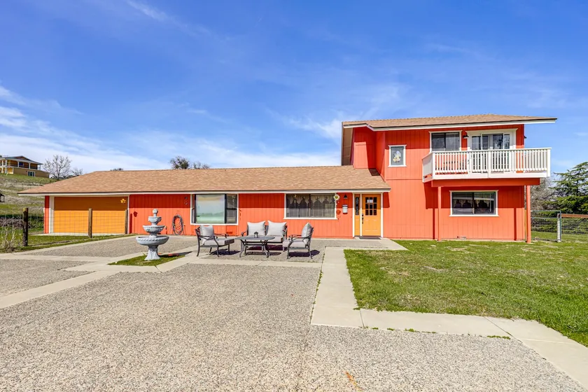 Pleasant Valley Wine Trail Home - Near Paso Robles - Image 1