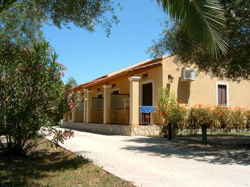 Irini Apartments and Studios - Image 1