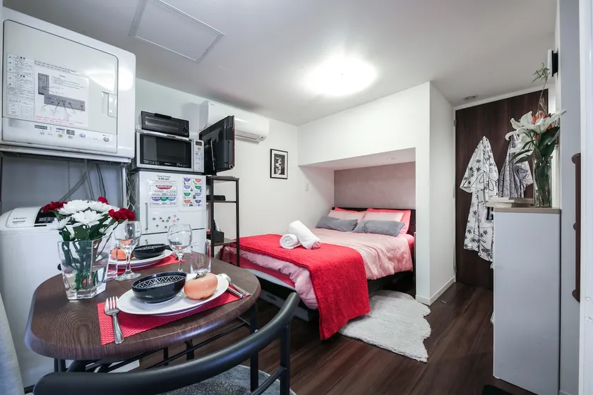 North Cottage | Minutes to Shinjuku and Shibuya - Image 1