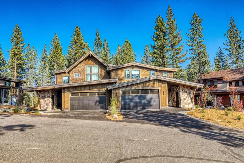 Schaffer’s Mill Masterpiece, 4BDRM, Club Amenities, Golf & Ski Lake Tahoe! - Image 1