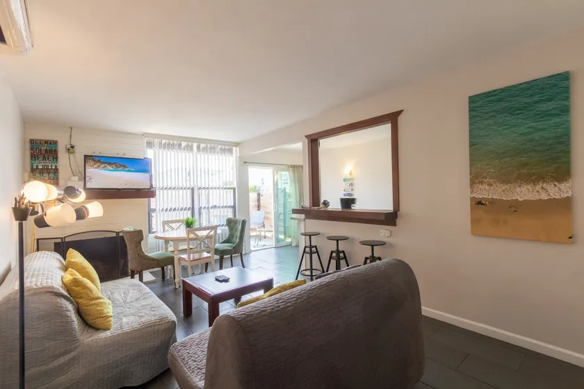 Ocean Beach Bungalow Separate Entry - Image 1