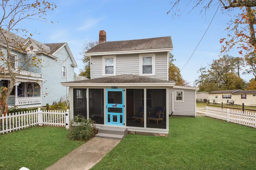 Painted Pony Cottage - Image 1