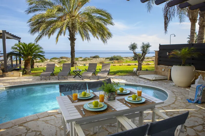 PRGM8 El Greco Seafront Villa Platinum Collection - Image 1