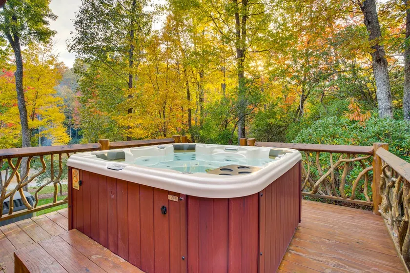 25-Acre Mountain Retreat w/ Trails, Pond, Hot Tub - Image 1