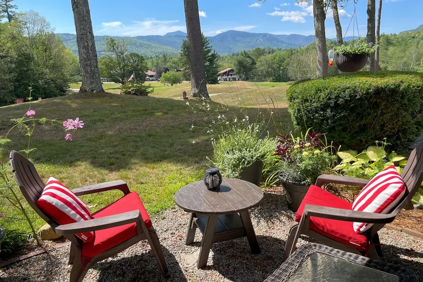 Glen Condo w/ Mountain Views: Walk to Story Land - Image 1