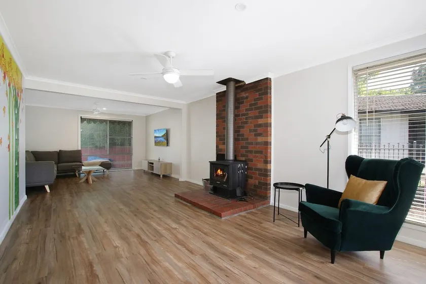 Acaronar - brilhante, VIC - Image 1