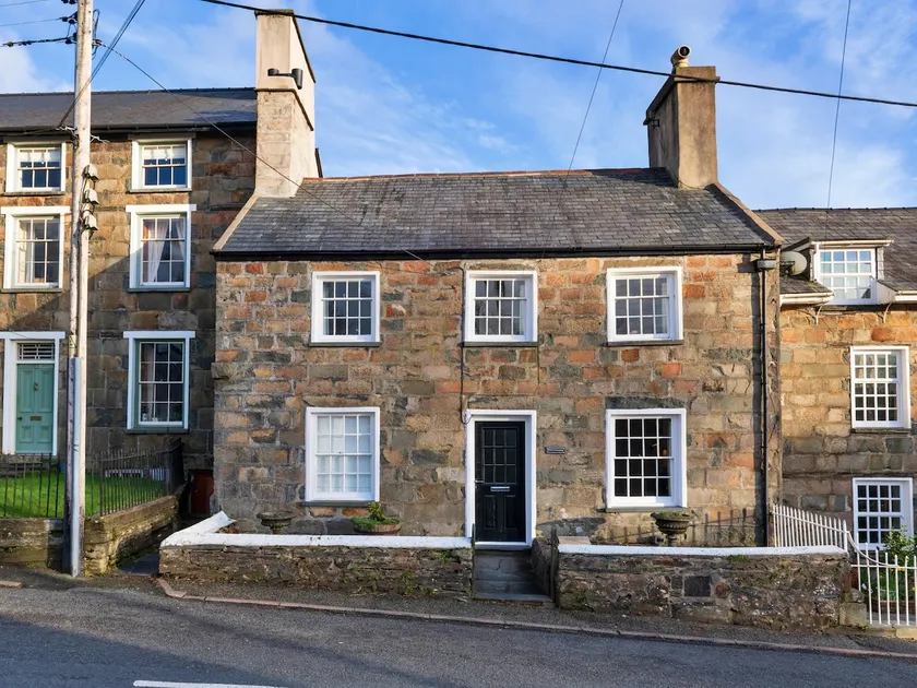 Finest Retreats - Tegannedd - Luxury Grade II Listed Cottage With Hot Tub - Image 1