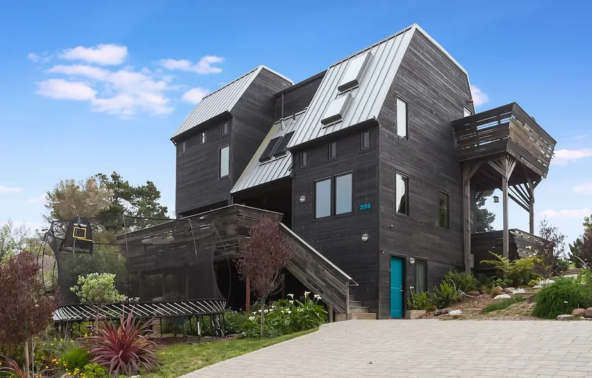 Country Home in Bolinas - Image 1