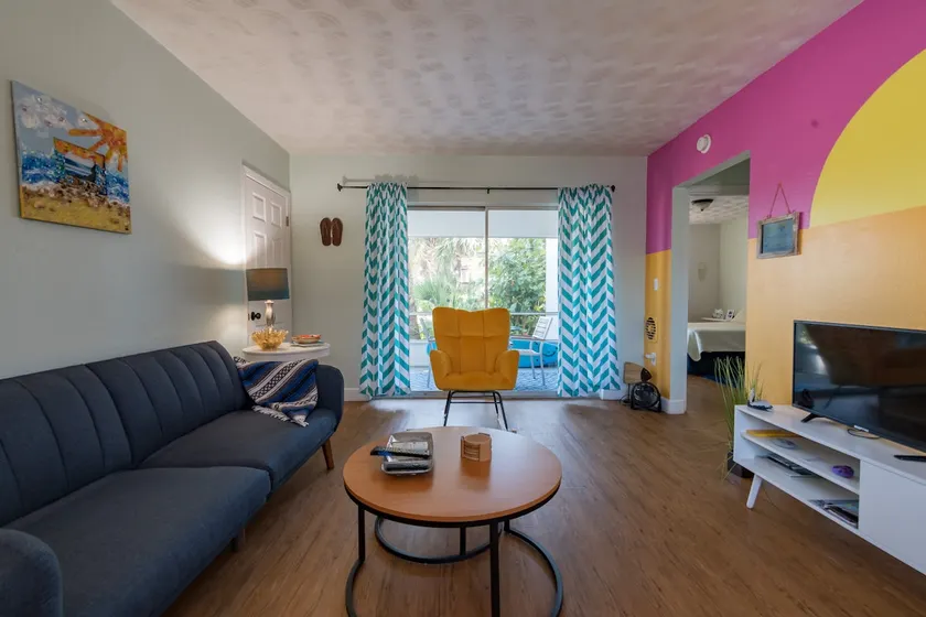 Cocoa Beach w/ patio and outdoor sitting - Image 1