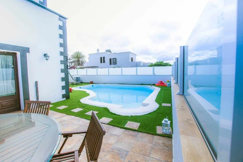 Villa Palacios Herrero - Image 1