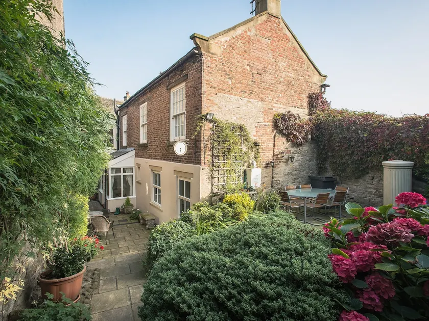 Barbican Cottage - Image 1
