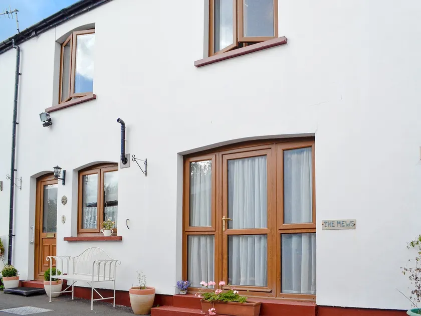 Landhaus mit Garten | Flussblick - Image 1