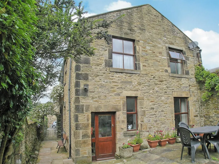 The Garden Cottage - Image 1