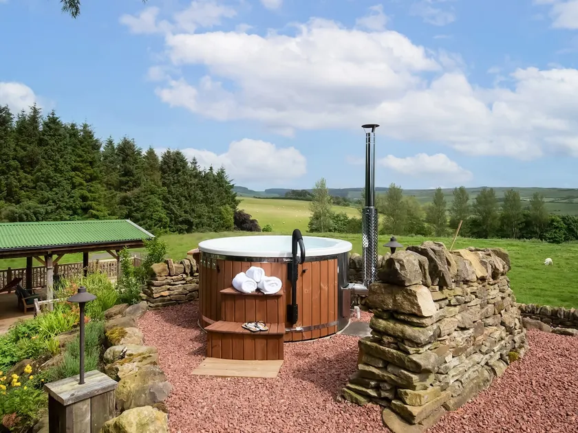 Broomstick Cottage - Image 1