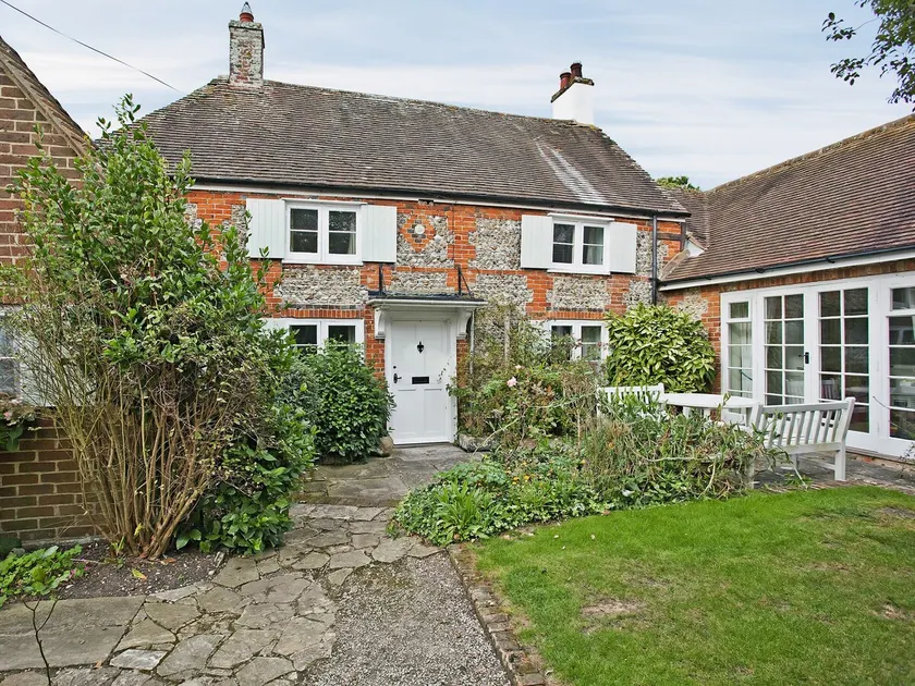 Apple Tree Cottage - Image 1