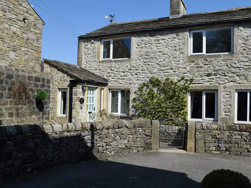Inglenook Cottage - Image 1