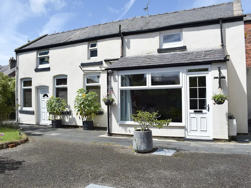 The Cottage At Stanley Villa - Image 1