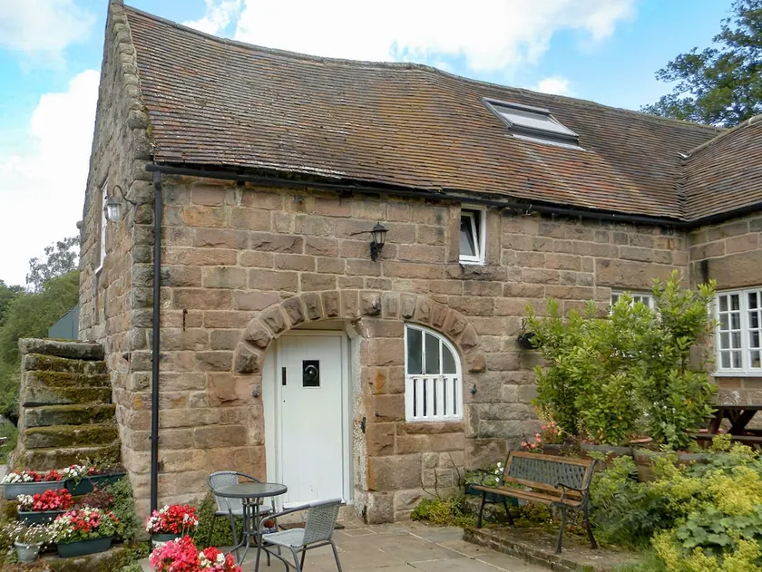 Shire Cottage - Image 1
