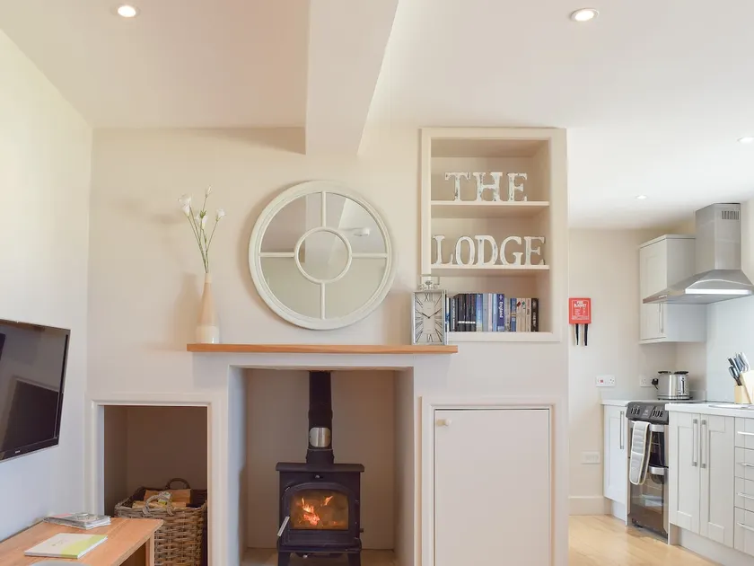 The Lodge At Elmley Meadow - Image 1