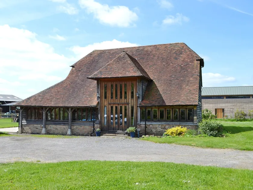 Romden Barn - Image 1
