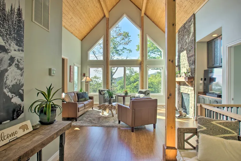NEU! Lavish Wintergreen Home w / Whirlpool vom Skilaufen! - Image 1