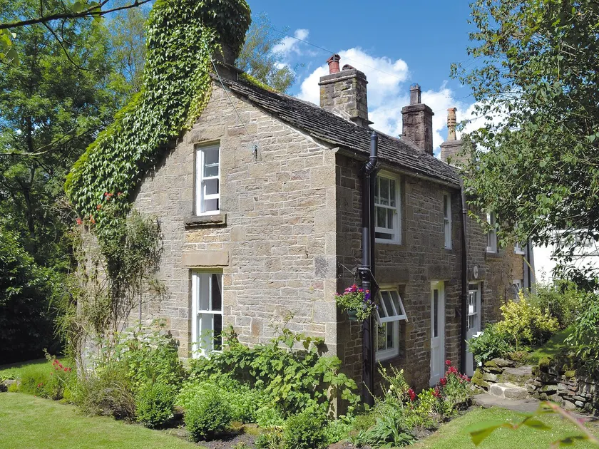 Drum And Monkey Cottage - Image 1